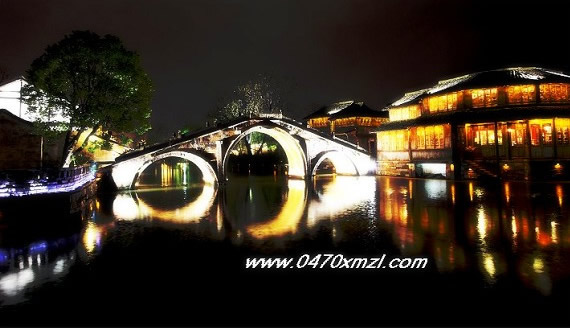 春水碧于天 画船听雨眠