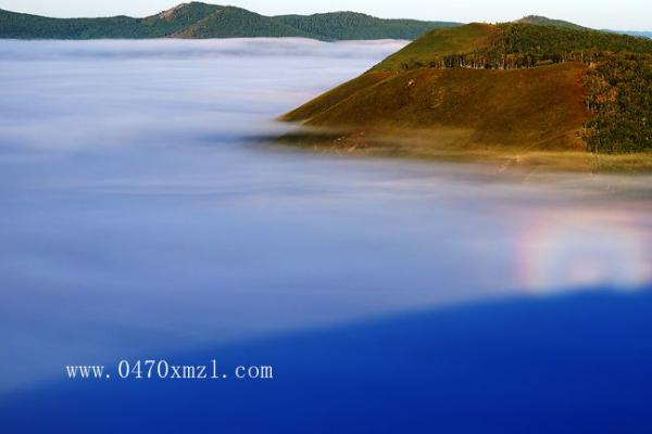 卡鲁本山晨雾——剑锋