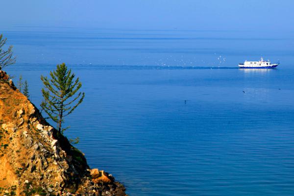 美丽的贝加尔湖畔