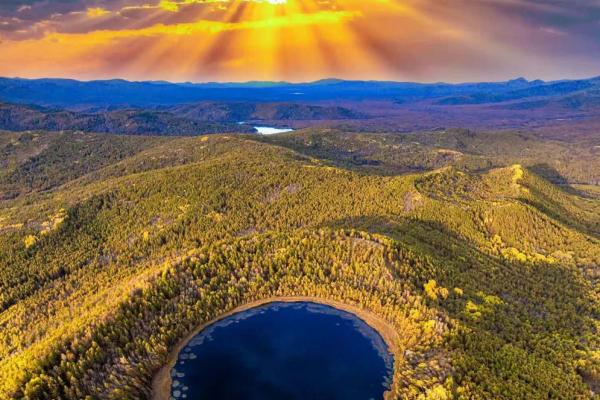 呼伦贝尔岭南风光