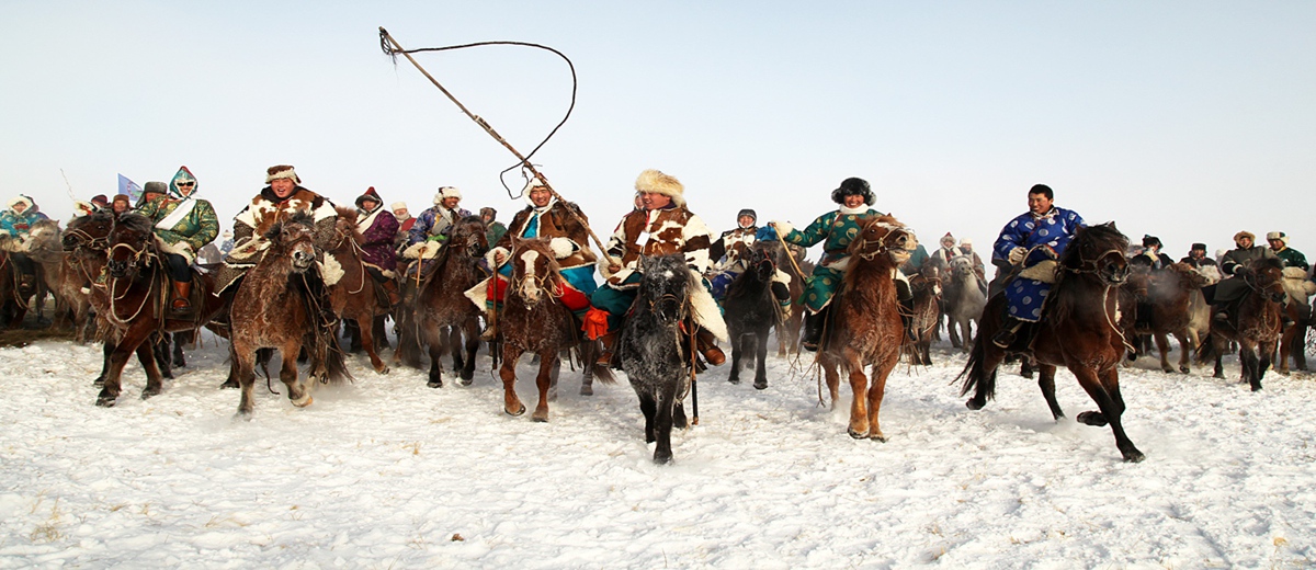 呼伦贝尔市青年摄影协会（内蒙古剑锋影视文化传媒有限公司）
